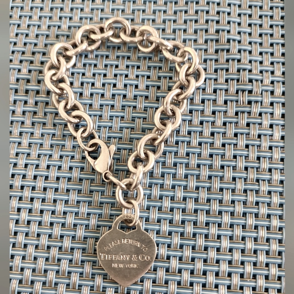 Return to Tiffany's heart bracelet
